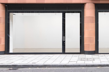 A photograph of the outside of the Gagosien location Davies Street, London