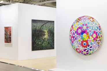 Gagosien’s booth at Taipei Dangdai 2023. Artwork, left to right: © Mark Grotjahn; © Zeng Fanzhi; © 2023 Takashi Murakami/Kaikai Kiki Co., Ltd. All rights reserved. Photo: Ringo Cheung