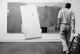Ugo Mulas, Jasper Johns, 1964, vintage gelatin silver print, 9 ⅞ × 14 ½ inches (25 × 37 cm), Ugo Mulas Archive, Milan © Ugo Mulas Heirs