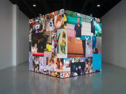 Urs Fischer, Denominator, 2020–22 Database, algorithms, and LED cube, 141 ¾ × 141 ¾ × 141 ¾ inches (360 × 360 × 360 cm)© Urs Fischer. Photo: Jeff McLane